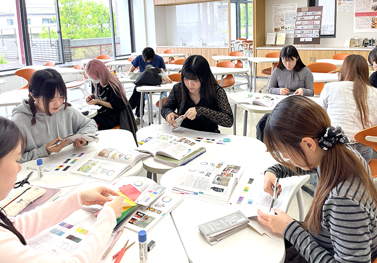 四天王寺大学短期大学部　ライフデザイン学科