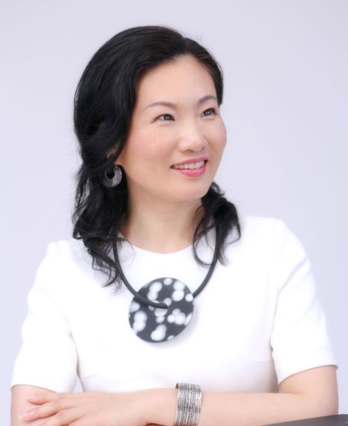 大前 絵理 氏